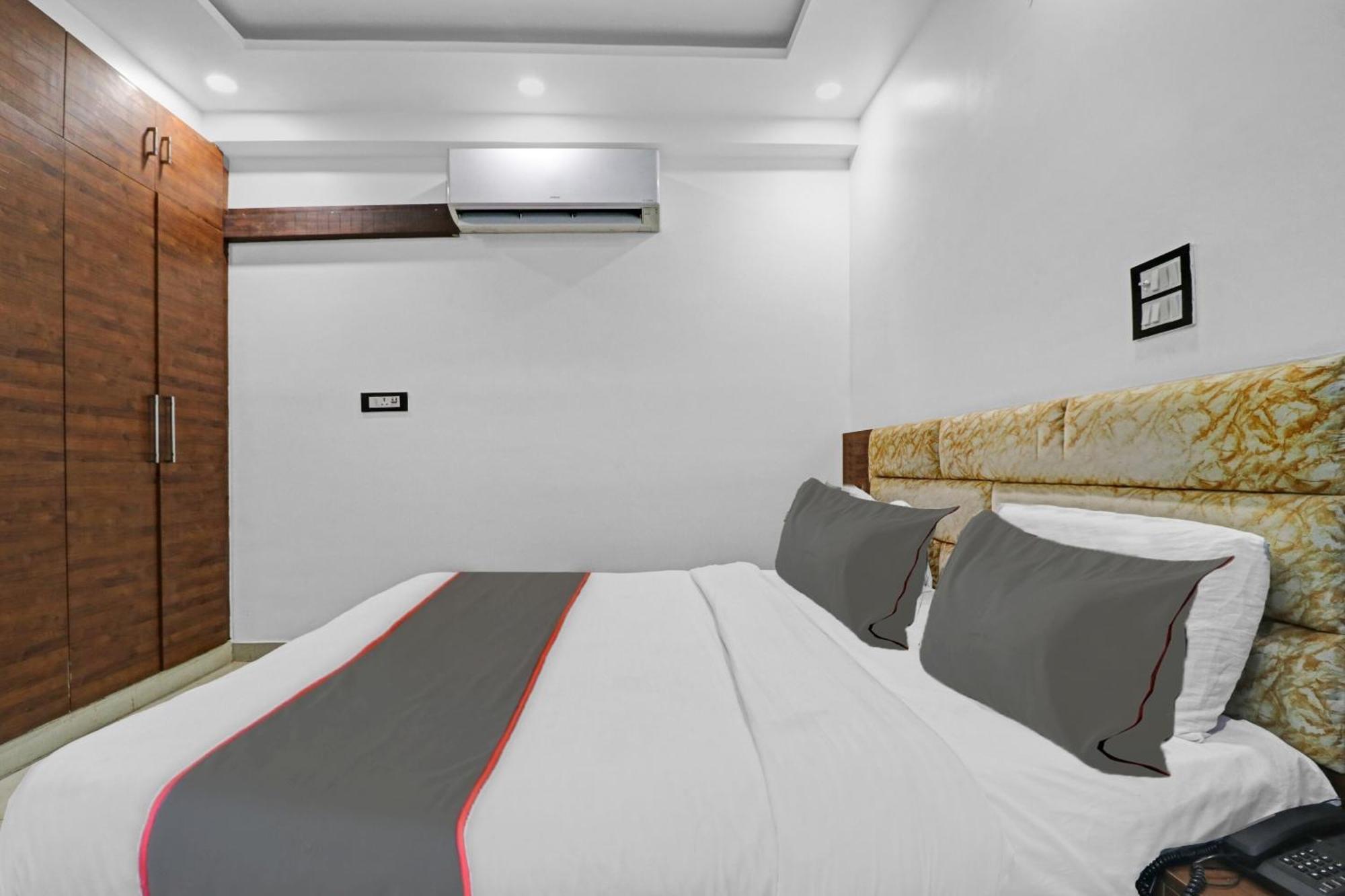 Hotel O Bharat Stay Near Indira Gandhi International Airport Ню Делхи Екстериор снимка