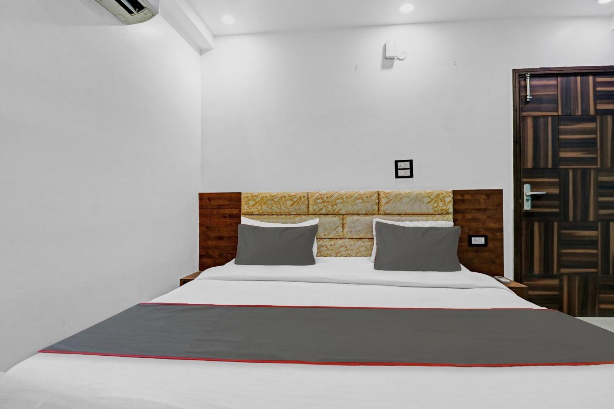 Hotel O Bharat Stay Near Indira Gandhi International Airport Ню Делхи Екстериор снимка